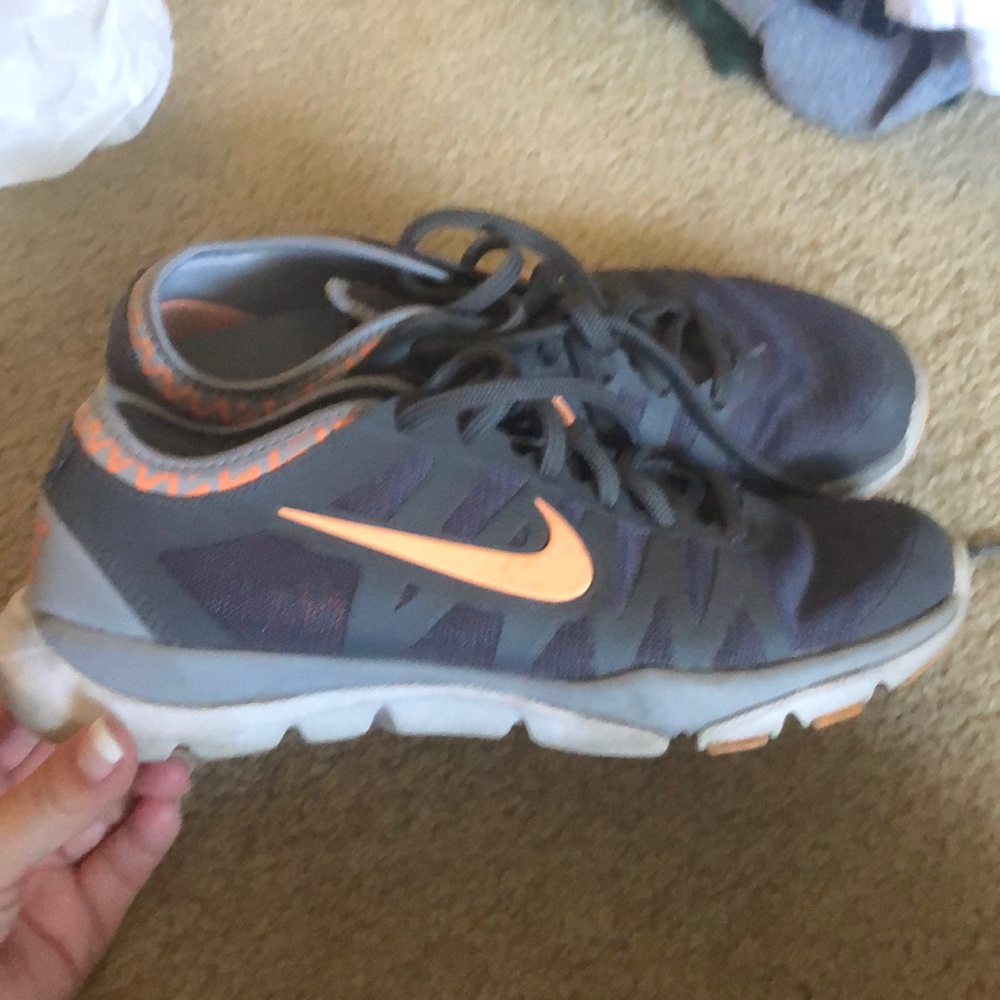 Light weight Nike shoes!